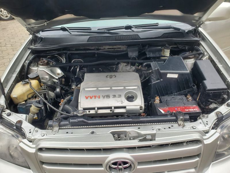 Thumbnail 3 of 2006 Toyota Highlander LE